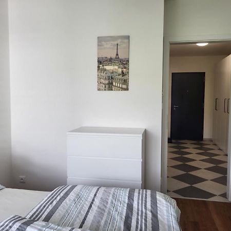 New Apartment In Karlin, Praha 8, Close To Center Екстериор снимка