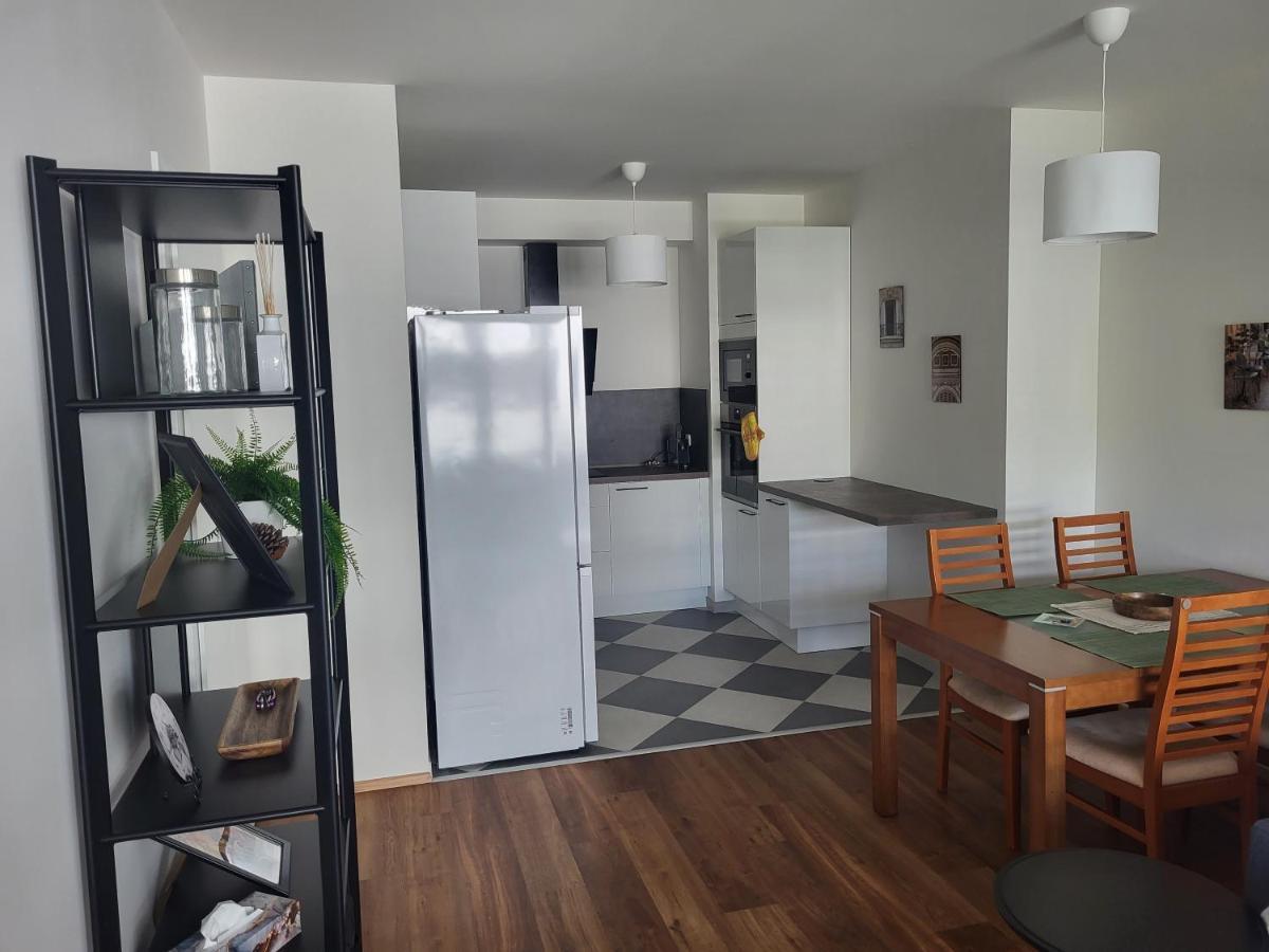 New Apartment In Karlin, Praha 8, Close To Center Екстериор снимка