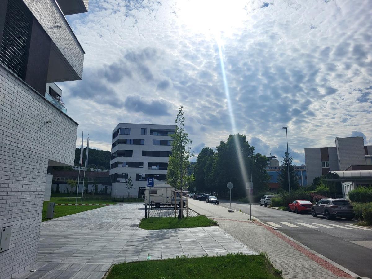 New Apartment In Karlin, Praha 8, Close To Center Екстериор снимка