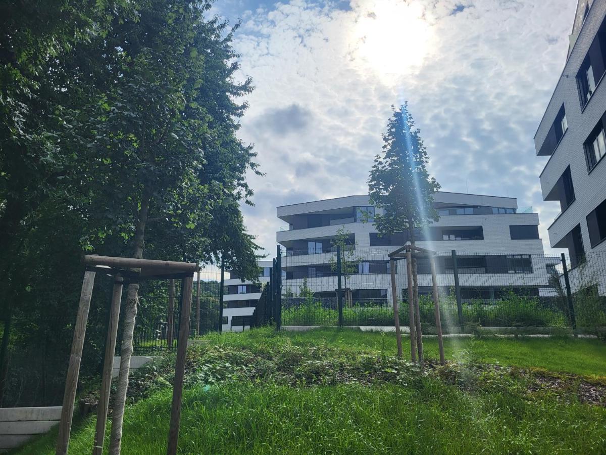 New Apartment In Karlin, Praha 8, Close To Center Екстериор снимка